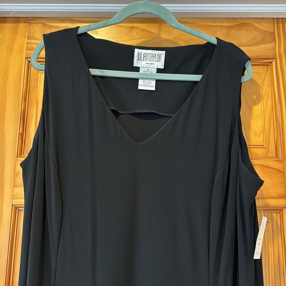 Julian Taylor Dress Set - Picture 6 of 9